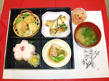 桜弁当