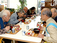 昼食