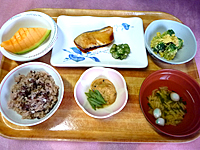 昼食