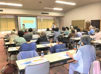 家族介護者教室「自分に合った正しい靴の選び方」