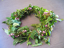 庭の草花で作ったリース
